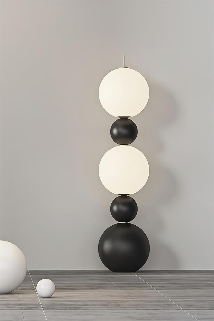 Luna Stack Modern 5- Globe Floor Lamp in Matte Black & Frosted White