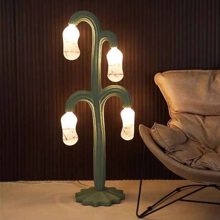 Cactus Floor Lamp – Green Resin Artistic Statement Light,Indoor Decorative Lighting