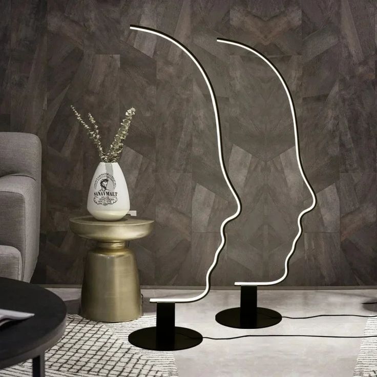 Art Face LED Floor Lamp β Sculptural Lighting for Modern Spaces