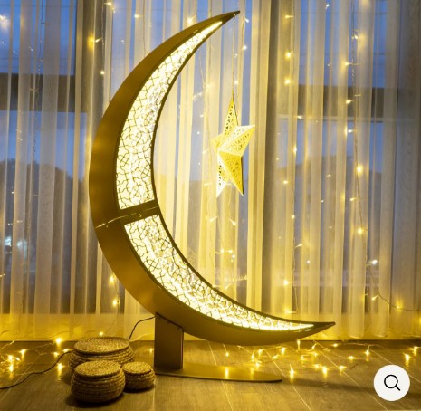 3D Metal Crescent Ramadan Moon β Freestanding Islamic Decor for Ramadan & Eid