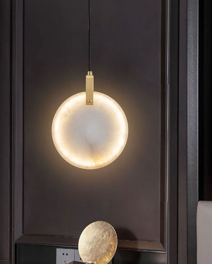 Lorenzo Marble-Glow Pendant Light – Elegant Globe Hanging Lamp