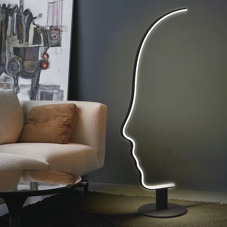 Art Face LED Floor Lamp β Sculptural Lighting for Modern Spaces