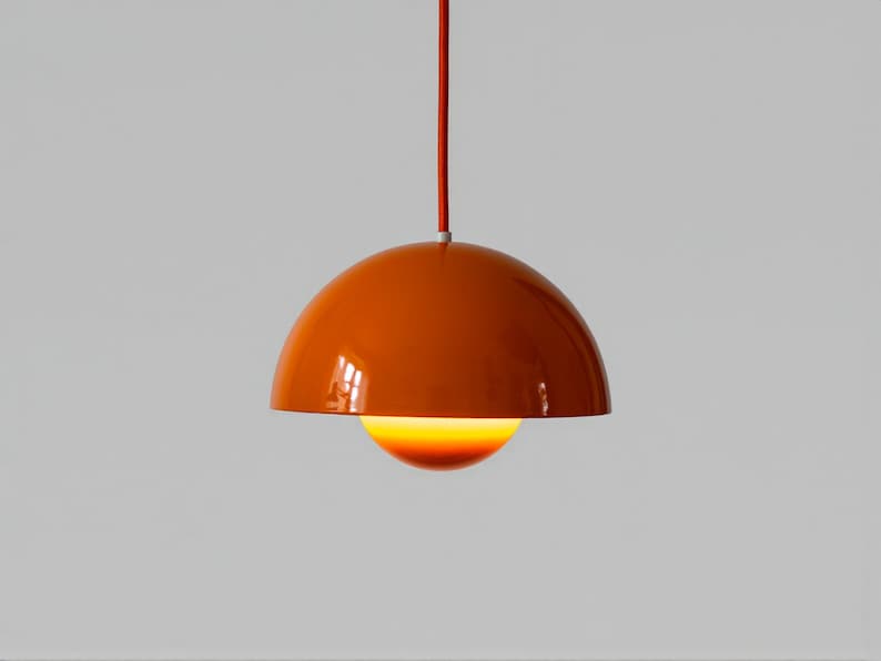Minimalist Bud Pendant Light – Modern Metal Hanging Lamp