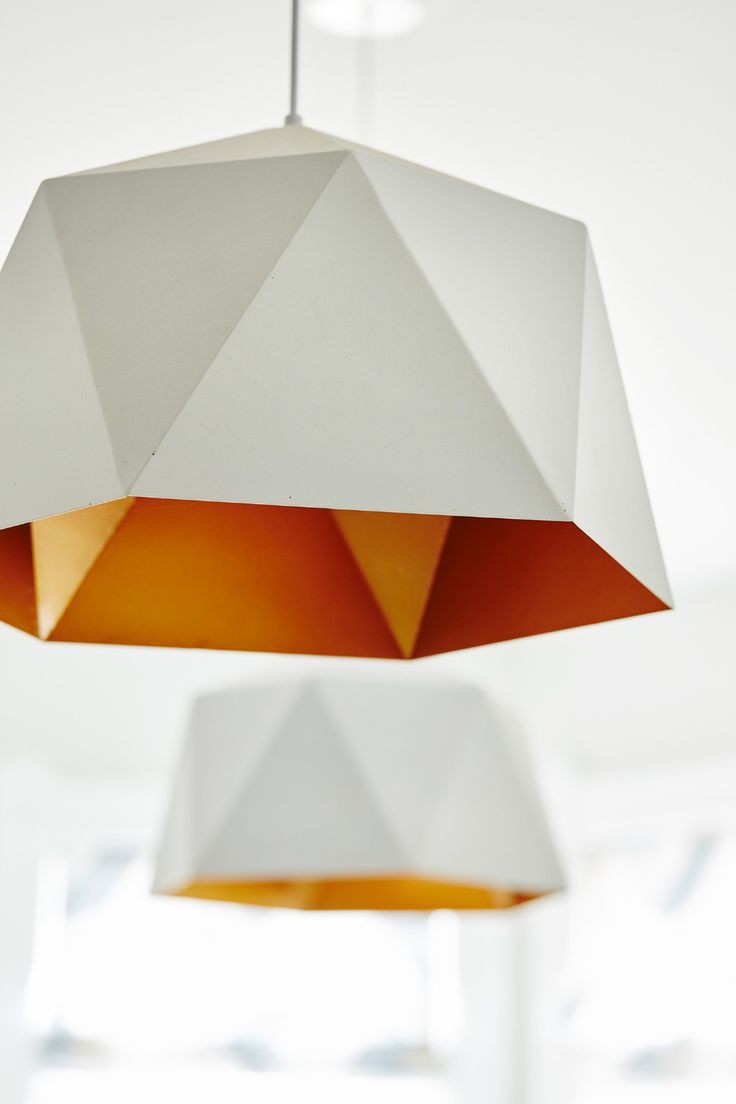 Industrial Geometric Pendant Light – White Cage Ceiling Light for Kitchen, Bar, Dining Room, or Office