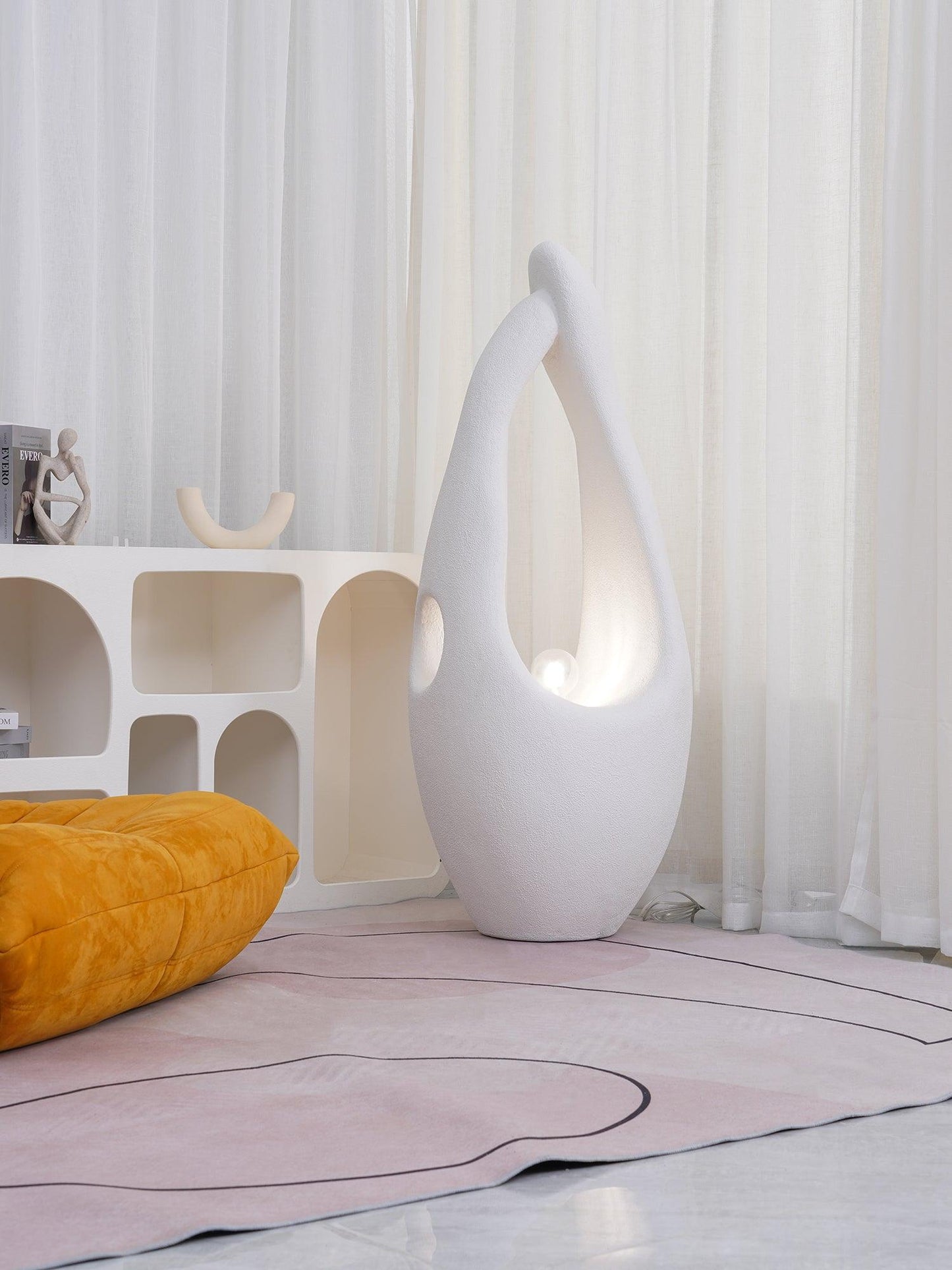 Nordic Glow – Sculptural White Floor Lamp for Serene Spaces